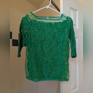 NWOT Beautiful Green Lace Chiffon Top Size S